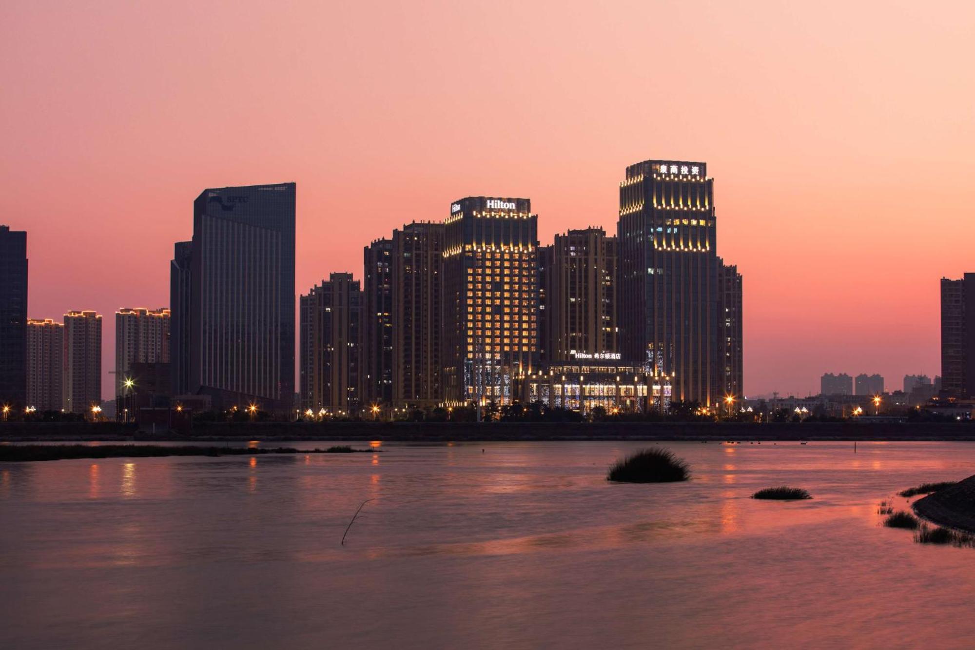 Hilton Quanzhou Riverside Hotel Kültér fotó